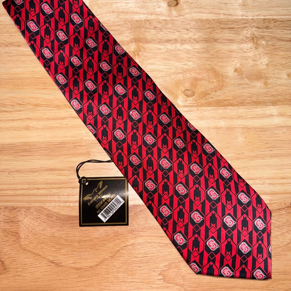 NC State Wolfpack Men Red Black Silk Nexus Geometric Necktie Eagles Wings - Picture 2 of 8